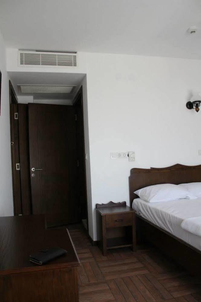 船长汽车旅馆 Siğacık 外观 照片
