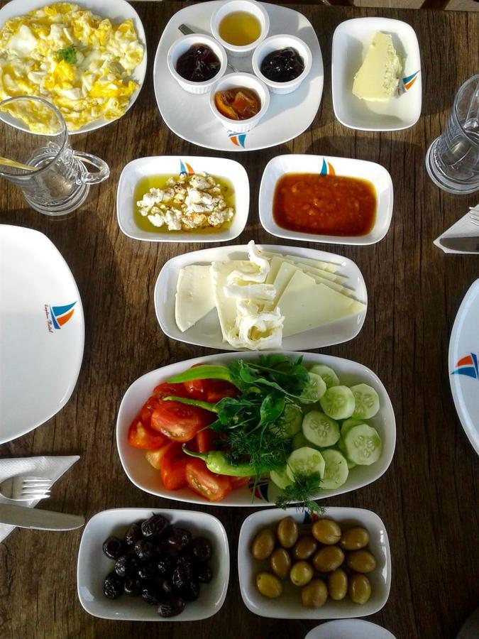 船长汽车旅馆 Siğacık 外观 照片